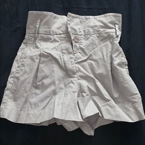 High waisted loose shorts